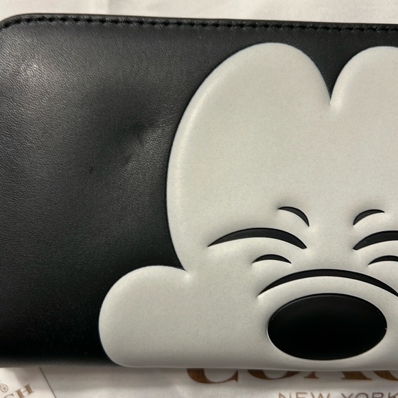 Coach Mickey Accordion Zip Wallet In Glovetanned Leather - Picture 2 of 6